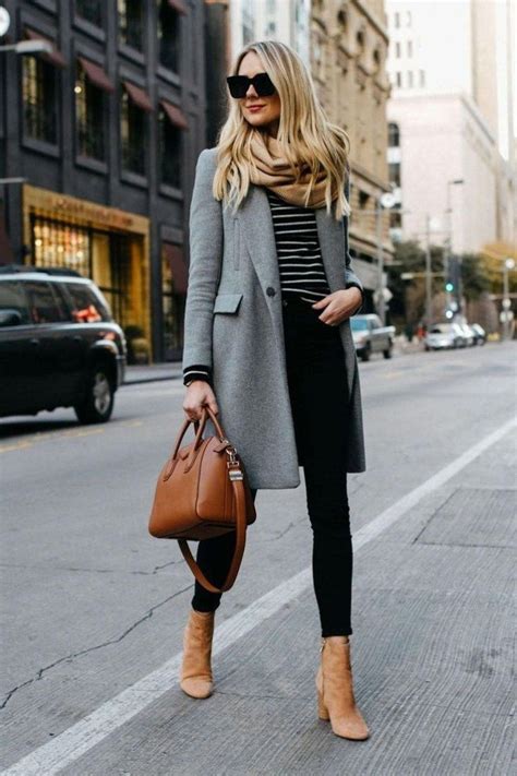 Business casual winter outfits - Feb 12, 2024 · Getty Images. This is a good foundation for a business casual outfit. Just switch out your trousers for jeans and keep the rest of your outfit the same. If you want to retain the "business" vibe ... 